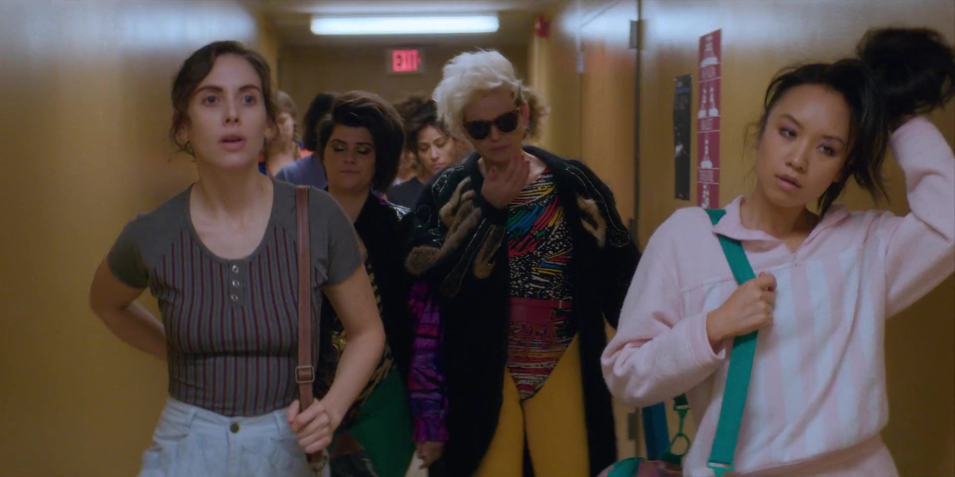 Chica Alison Brie, Betty Gilpin, Jackie Tohn, Kate Nash nude - Glow s03e03 (2019) Petite Teenager - 2