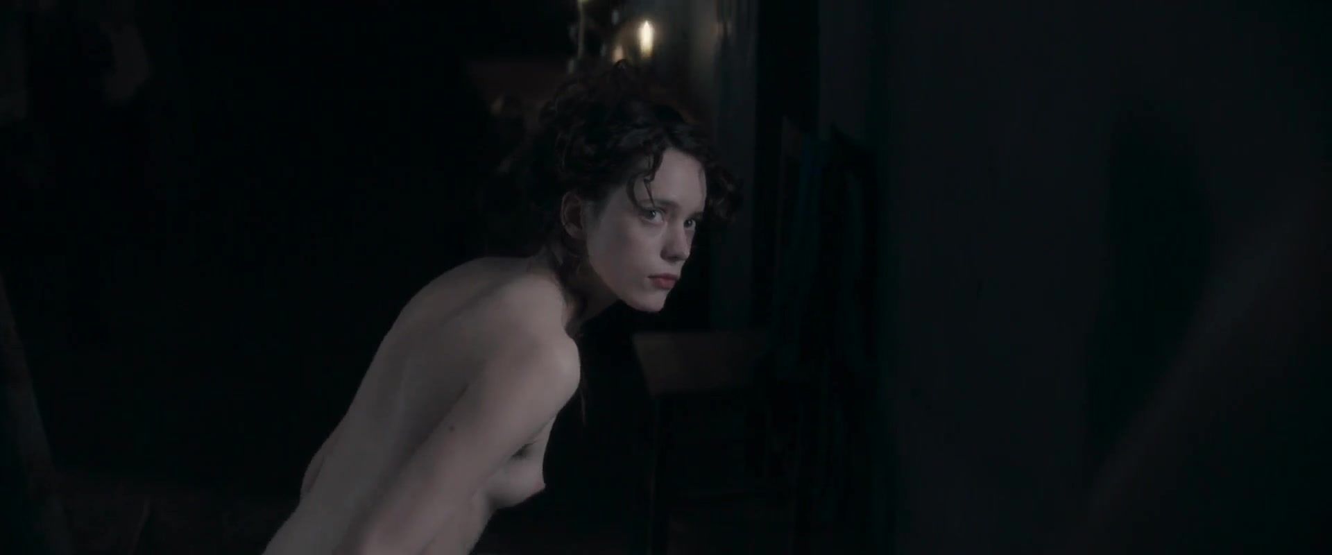 Putaria Stacy Martin nude - Dernier amour (2019) FilmPorno