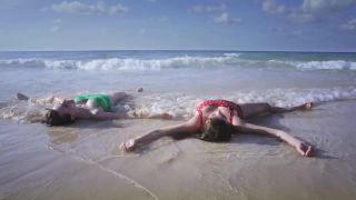 Zenra Alexa-Jeanne Dube nude - Cuba merci, gracias (2019) Creampie