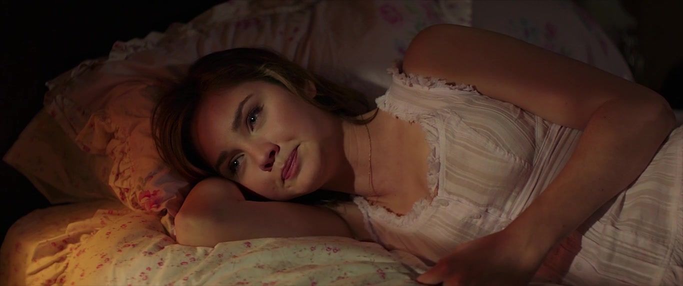 Tori Black Michelle Monaghan nude, Liana Liberato naked - The Best of Me (2014) Cute - 1
