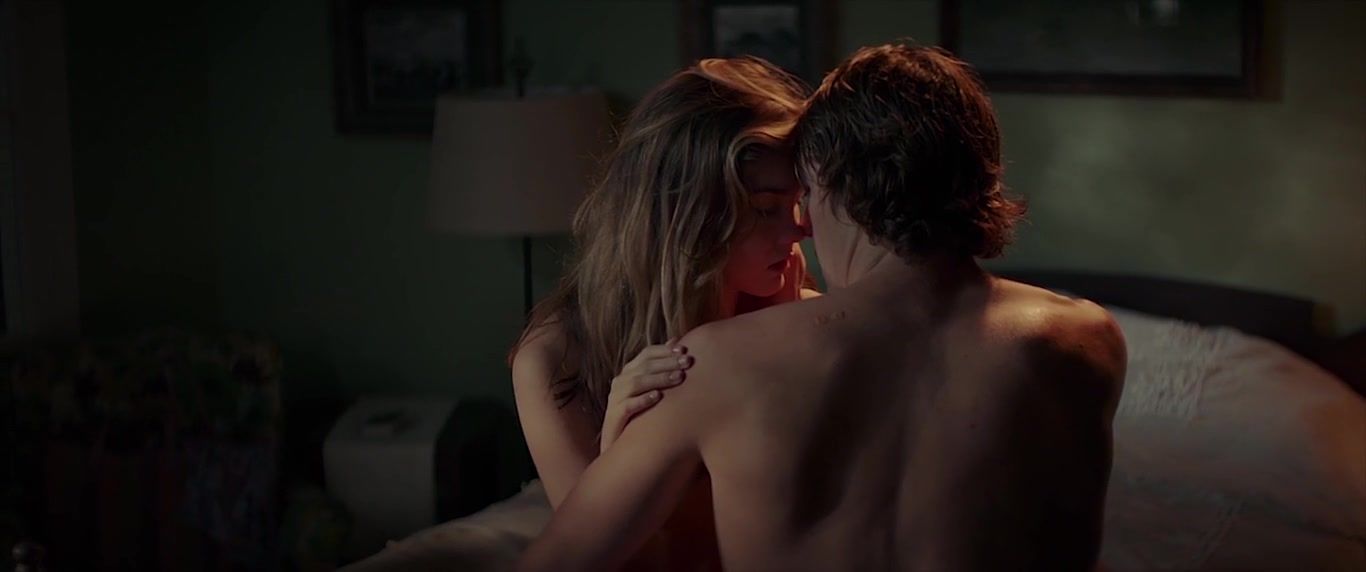 White Girl Michelle Monaghan nude, Liana Liberato naked - The Best of Me (2014) Pakistani