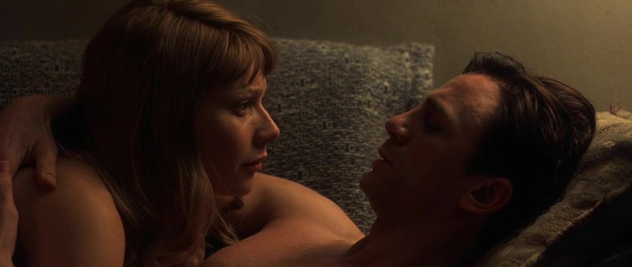 Couple Sex Celebs Nude Scene with Gwyneth Paltrow of the movie "Sylvia" Young Men