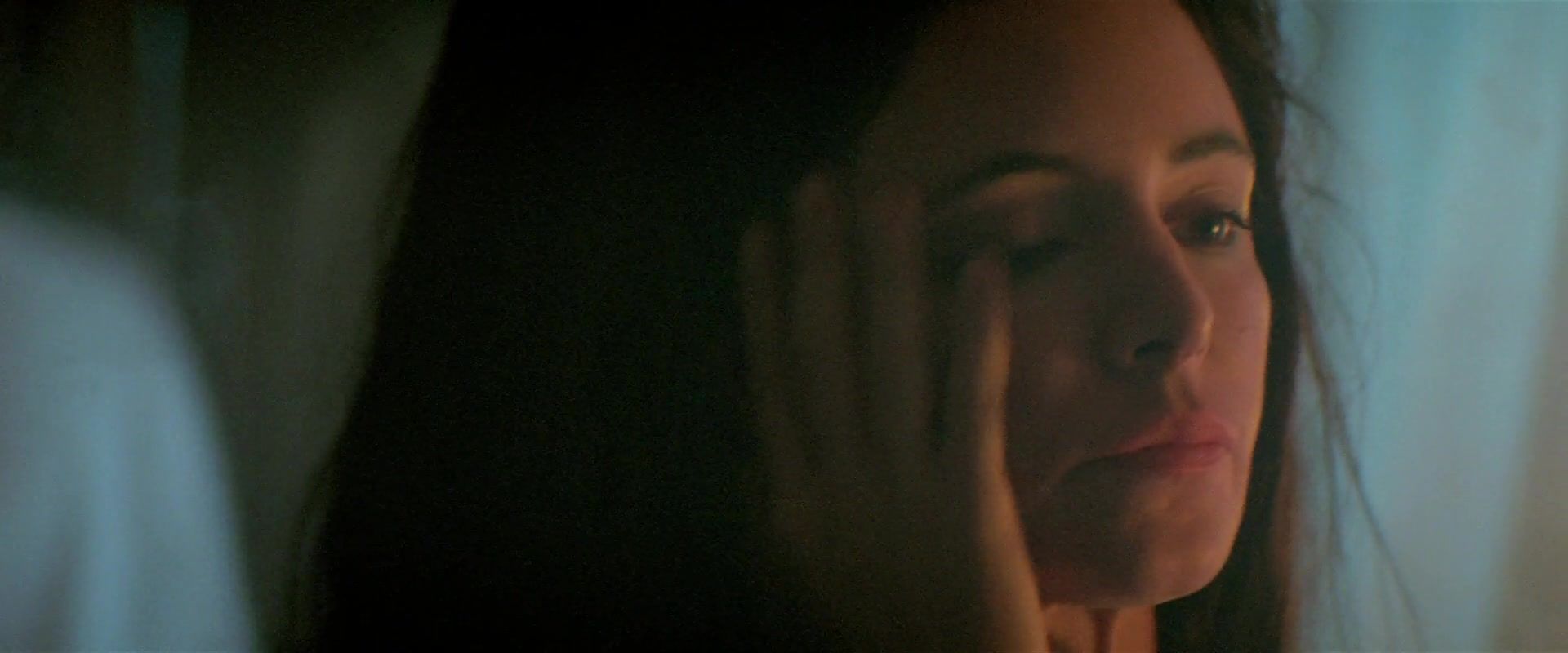 Follando Hot Scene with actress Madeleine Stowe | The movie "Revenge" iChan - 1