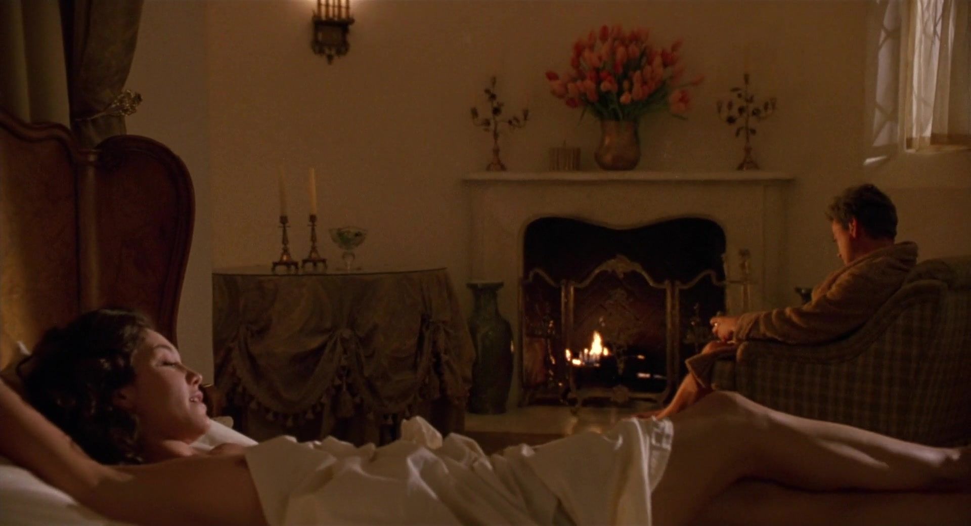 Free Amateur Topless scene - Moira Kelly, Diane Lane - Chaplin (1992) Xxx video - 2