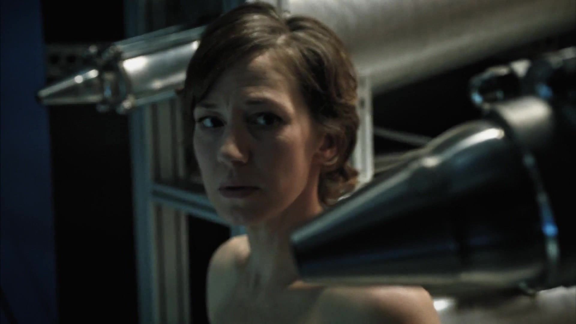 Caseiro Naked Carrie Coon - The Leftovers S03E08 (2017) LetItBit - 1