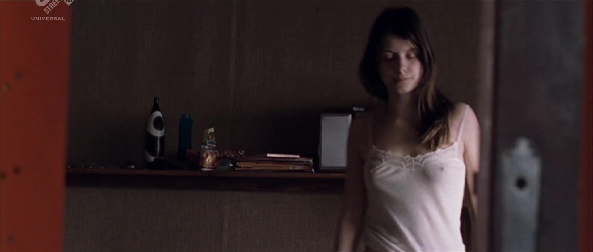 HomeVoyeurVideo Topless Melanie Laurent from Shower Video of the French movie "La chambre des morts" Babysitter - 1