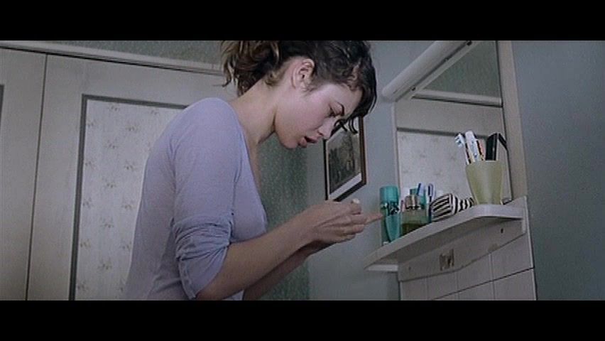 Bizarre Sexual Russian Celebrity Olga Kurylenko naked - L'Annulaire (2005) Girls Getting Fucked - 1