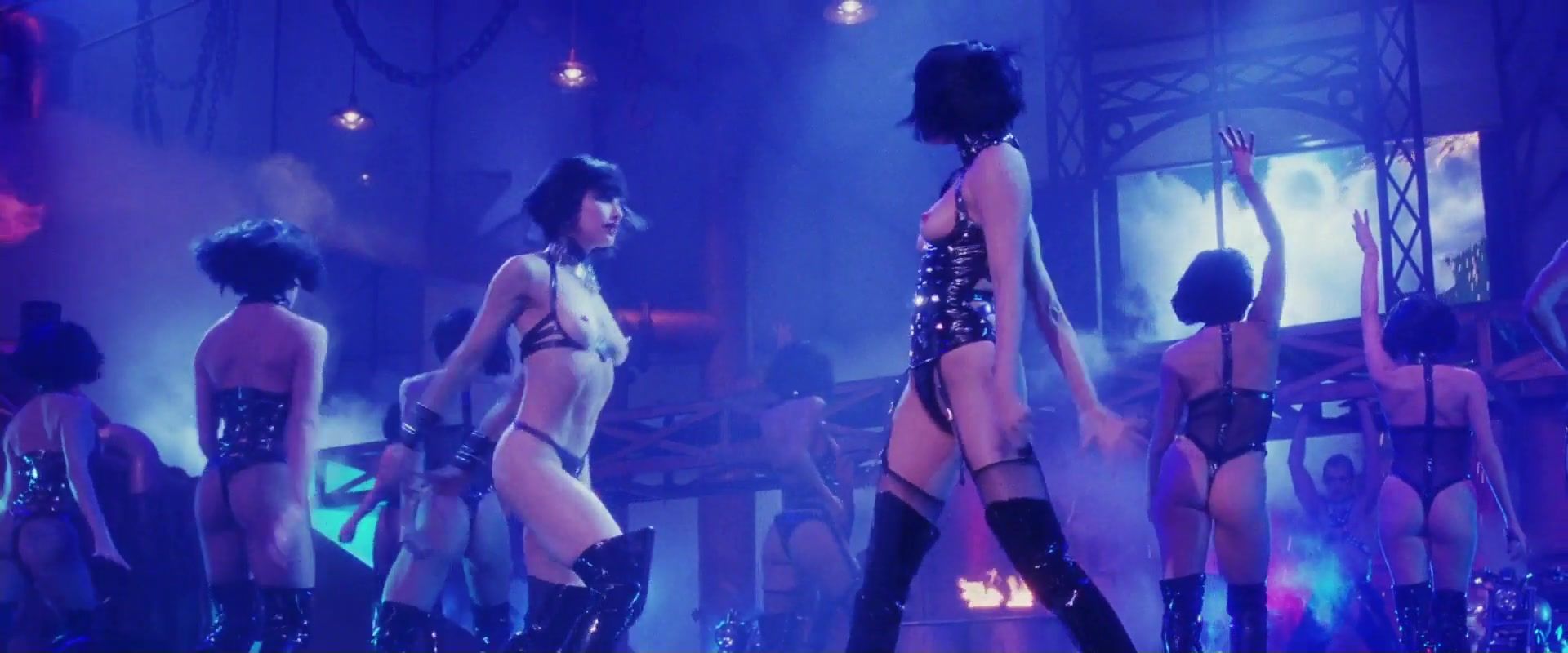 XerCams Best Striptease Scenes from Movies: Gina Gershon, Elizabeth Berkley - Showgirls (1995) TagSlut - 1