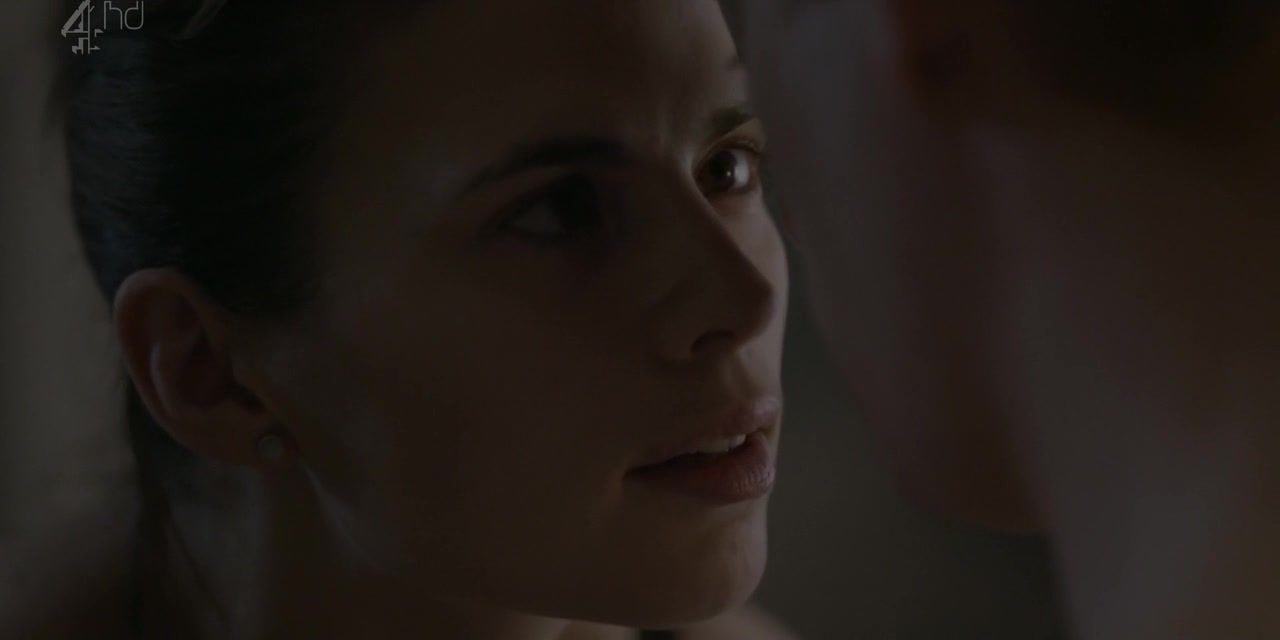 Fat Ass Naked Hayley Atwell - Black Mirror s02e01 (2013) Transexual