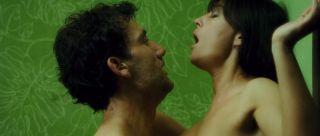 Comedor Celebs Sex Scenes | Monica Bellucci - Shoot Em Up (2007) Secretary