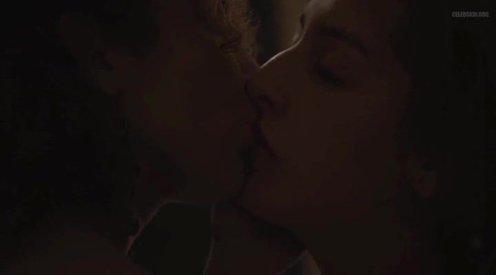 Asians Celebrity Lesbian scene with Loubna Abidar, Sara Elhamdi Elalaoui | The movie "Much Loved" (2015) Red - 1