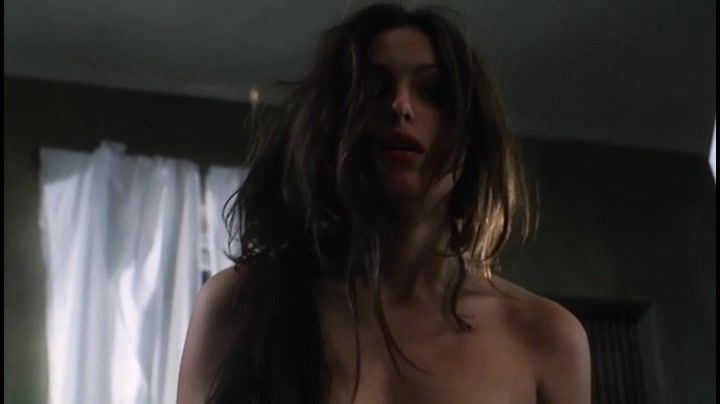 Beautiful Full Frontal and Sex video with Iwona Petry - Szamanka (1996) Homo