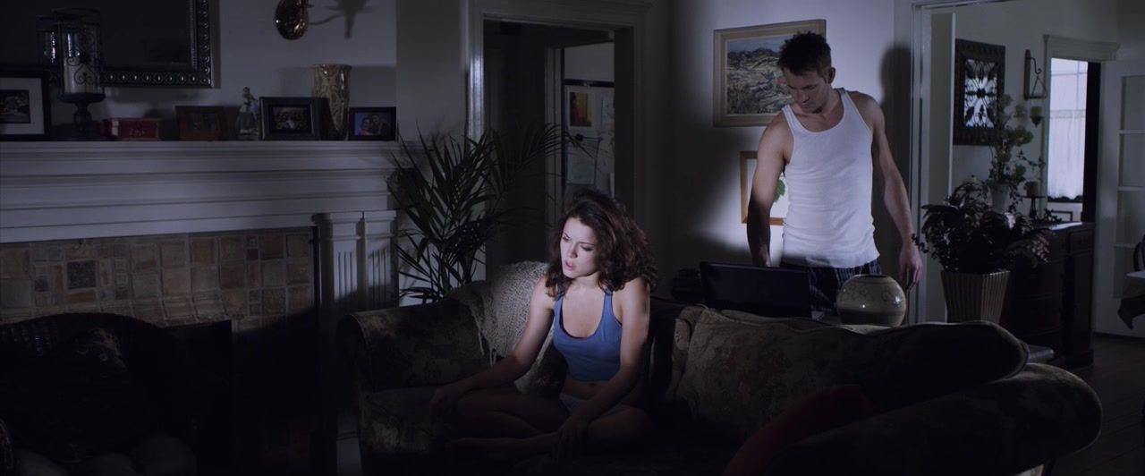 Butt Sex Nude Celebs Ali Cobrin - Lap Dance (2014) duckmovies - 2