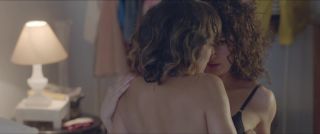 Tanned Naked Candela Pena, Claudia Perez Esteban - Kiki, el amor se hace (2016) Plump