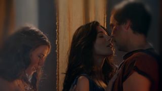 Old Man Celebsrity Sex Lucy Lawless, Jaime Murray - Spartacus. Gods of the Arena s01e02 (2011) Amateur Sex