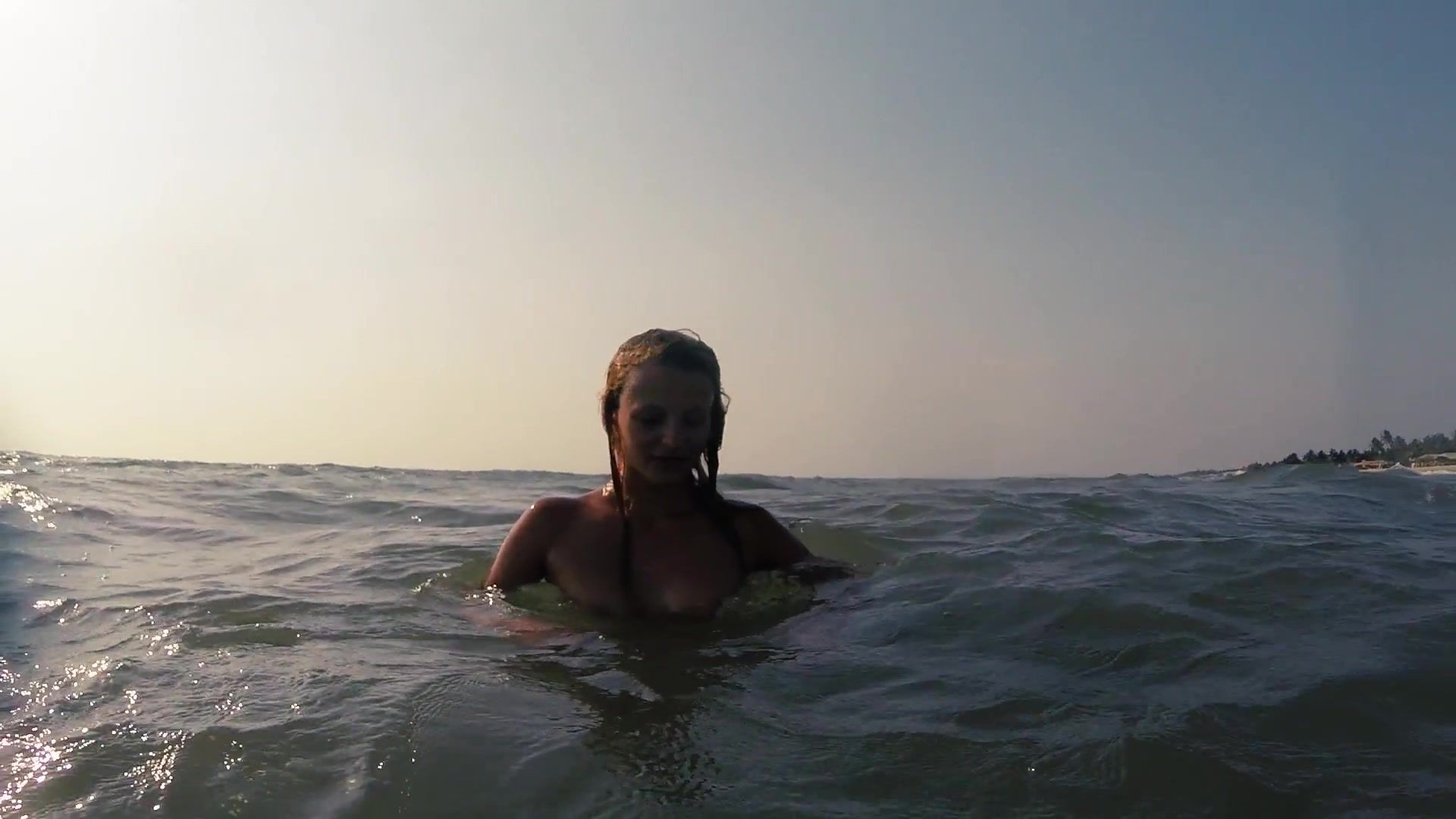 See-Tube Nude Art - Girl on the Beach Sloppy Blow Job - 2
