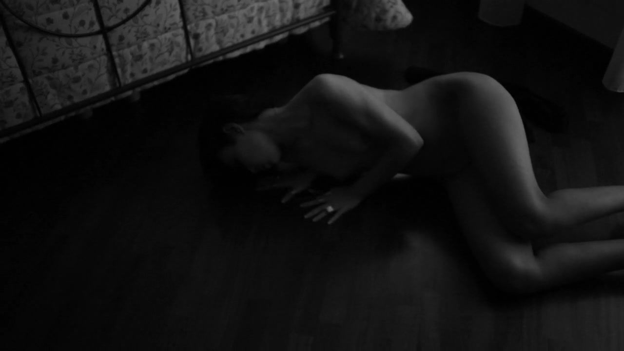 Twerking Nudity BACKSTAGE by Model Kyara Amateur Cum