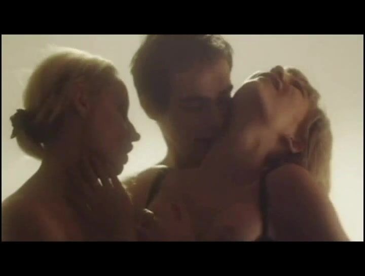Baile Naked Nevena Hot - Tri (2013) XXVideos
