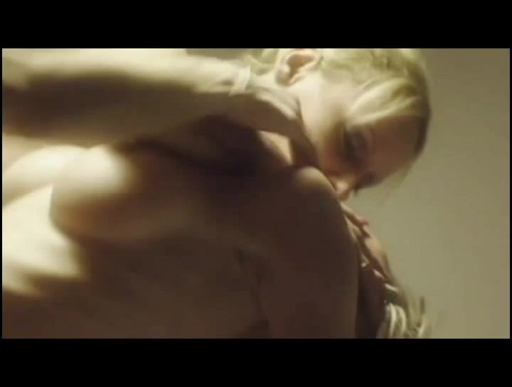 Porra Naked Nevena Hot - Tri (2013) Cowgirl