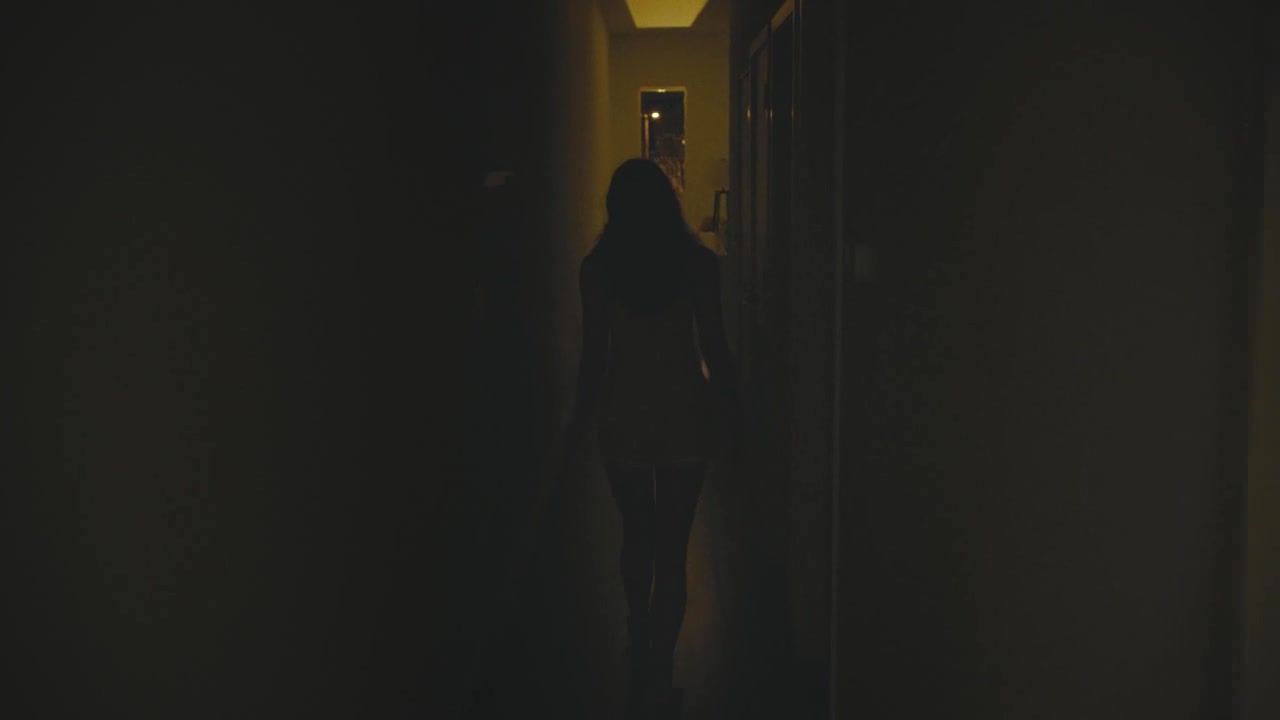 Guys Naked Aislinn Derbez, Erica Silverman nude - Easy S01E04 (2016) Big - 1