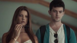 Oil Naked Nicole Herold & Madeline Brewer & Amanda Cerny - The Deleted (2016) s1e1 Bizarre