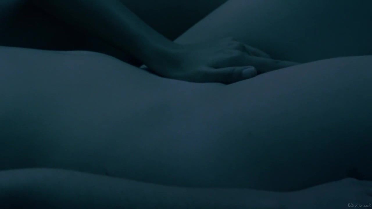Masturbates Naked Anna Raadsveld & Charlie Dagelet - LelleBelle (2010) SexScat - 1