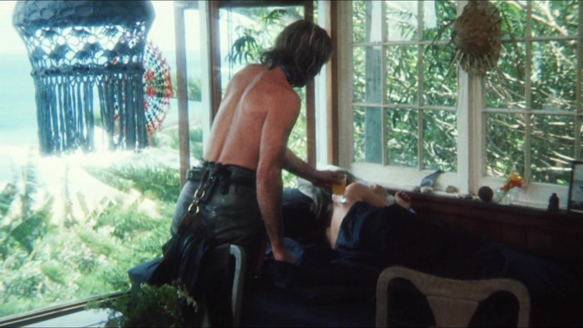 Shaking Classic Erotic Film "Stone" (1974) BlogUpforit