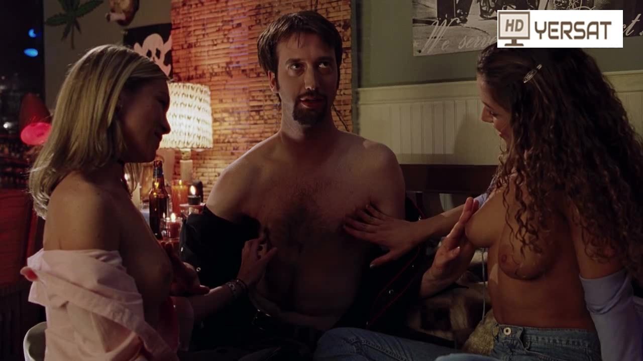 RomComics Naked Jaclyn DeSantis & Aliya Campbell naked actresses - Road Trip (2000) Gay Orgy - 1