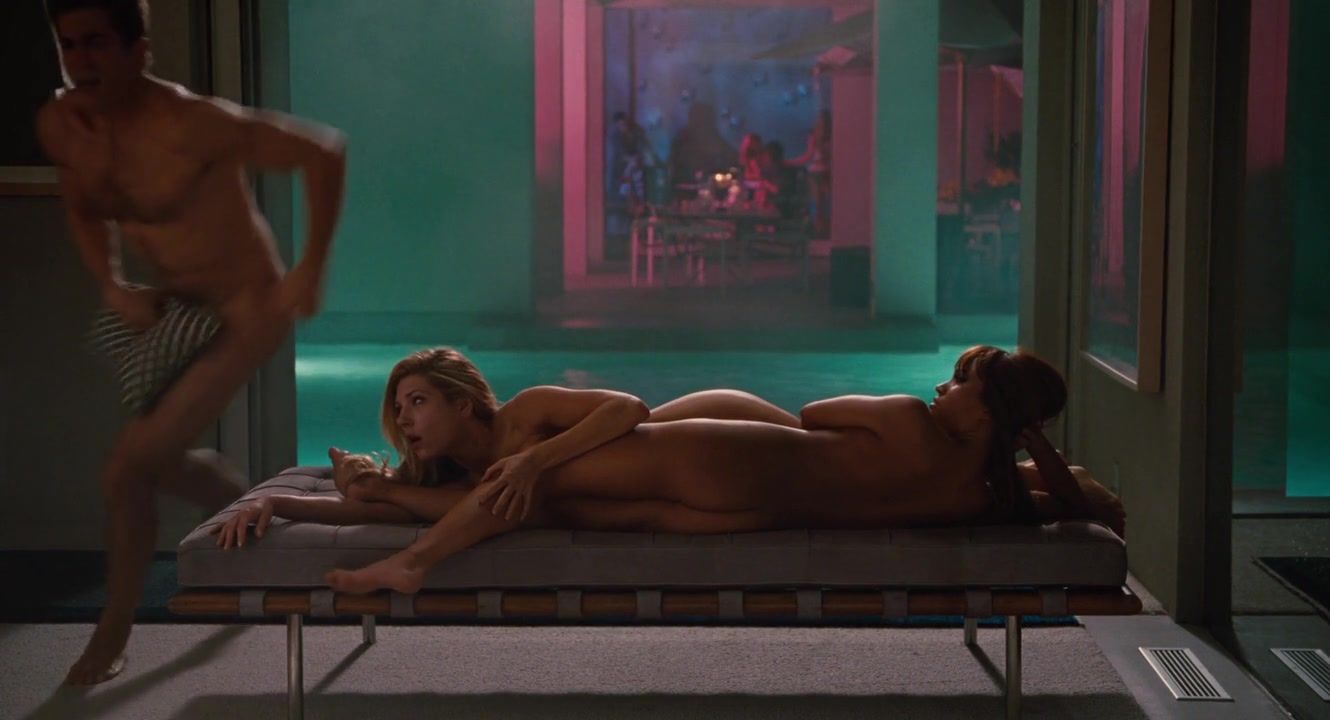 Flexible Naked Katheryn Winnick, Jo Newman, Сhristina_Fandino - Love and Other Drugs (2010) Male