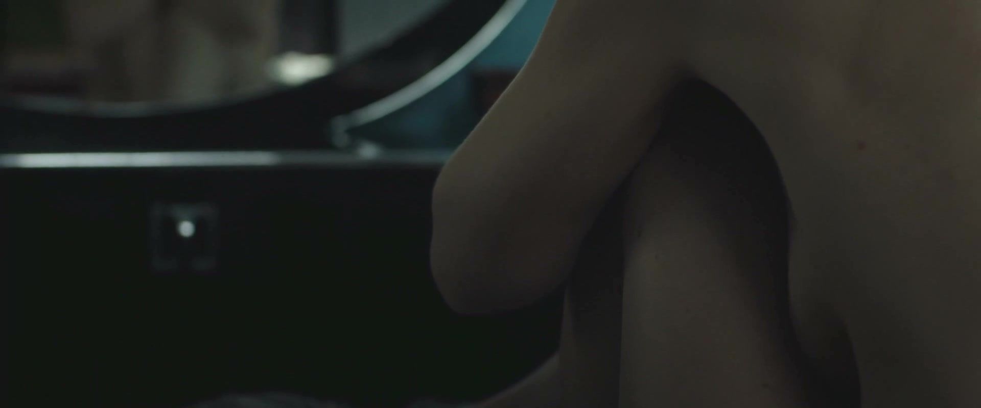Pale Naked Deborah Ann Woll, Adelaide Clemens, Catherine Carlen, Vienna Stampeen nude - The Automatic Hate (2016) Butt Fuck