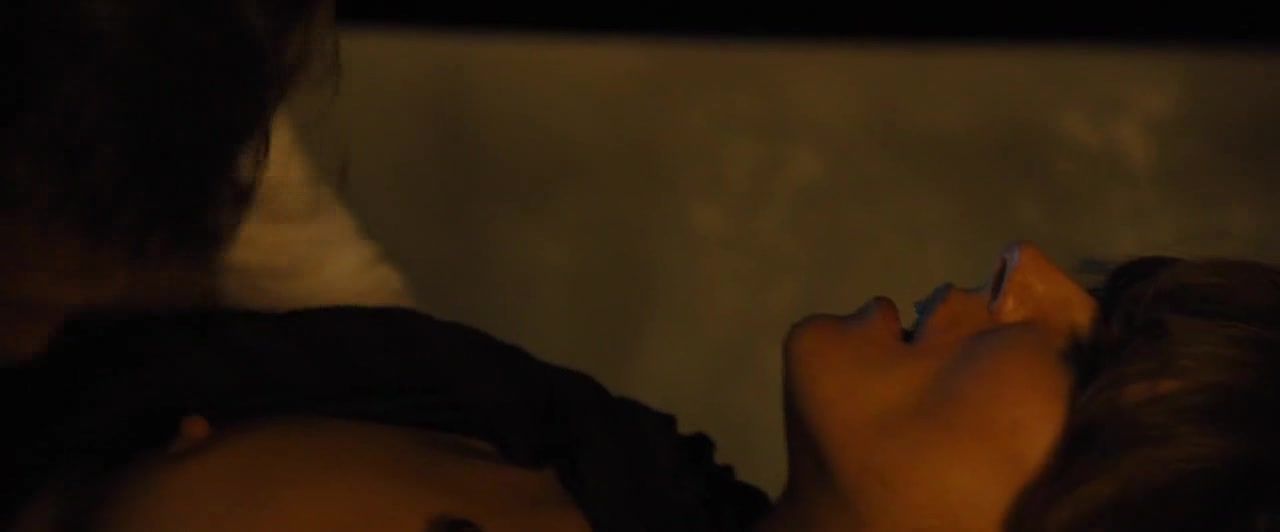 Pain Celebs Nude Video | Sienna Miller nude - High-Rise (2015) GhettoTube