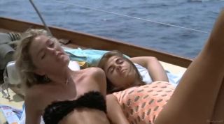 sexalarab Bikini sex scene Elizabeth Hurley, Patsy Kensit - KILL CRUISE (1990) Curious