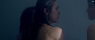 Bubble Naked Yamila Saud, Belén Chavanne - Hipersomnia (2016) Consolo
