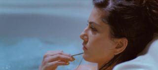 Morrita Hot scene naked Sunny Leone - Jism(2012) OxoTube