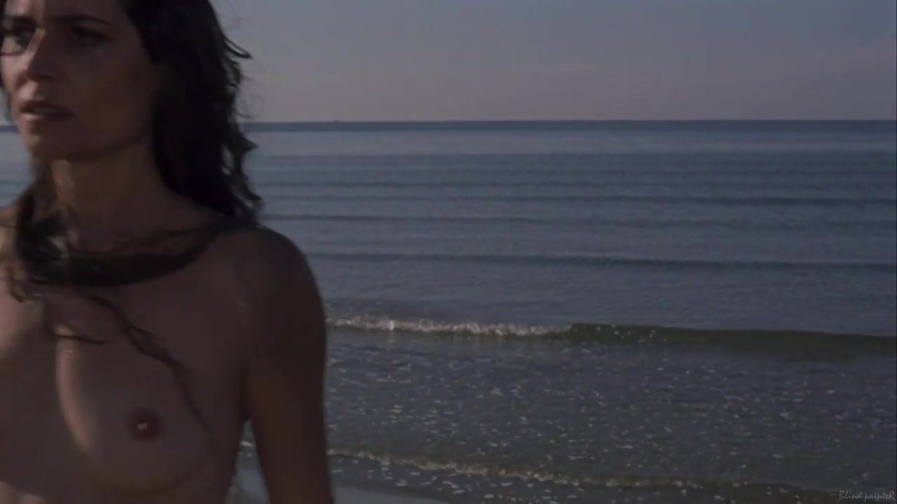 Fetiche Outdoor nude scene Luisa Ranieri, Regina Nemmi - Eros Bunda Grande - 1