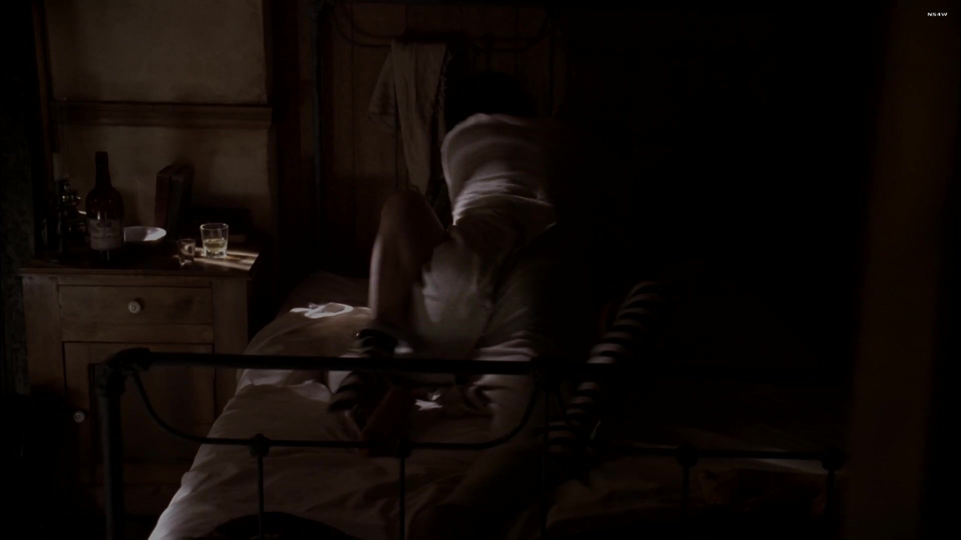 She Nude sex scene Paula Malcomson, Molly Parker - Deadwood S01 (2004) Matures