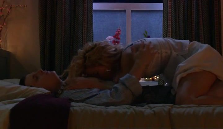 Neighbor Topless video Kim Poirier, Stefanie von Pfetten – Decoys (2004) Daring