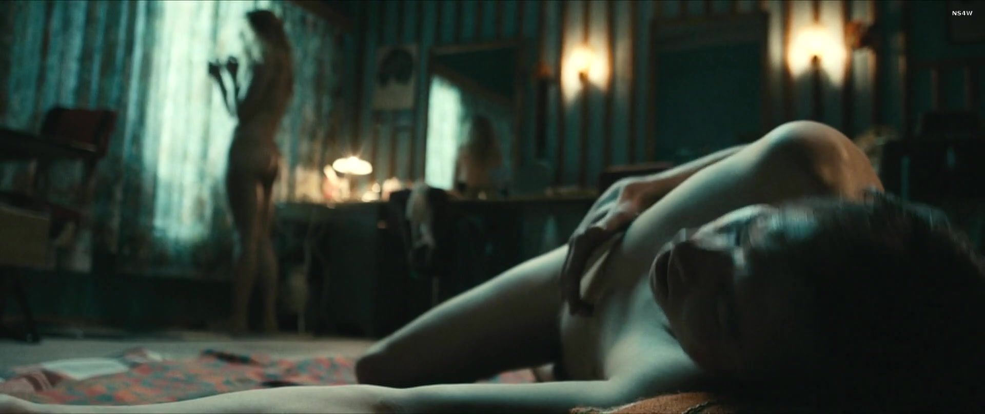 PornHub Naked scene Karolina Staniec - Jestem morderca (2016) Perfect Teen