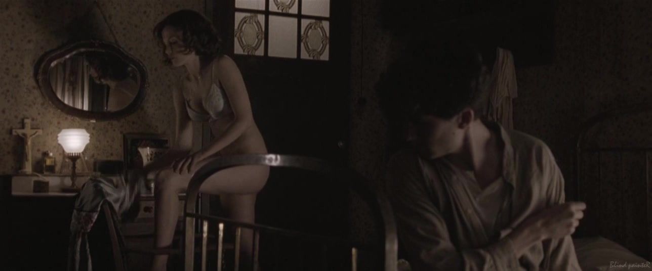 Mulher Sex Scene Sylvia Hoeks naked - The Gangs of OSS (2011) Analsex - 1
