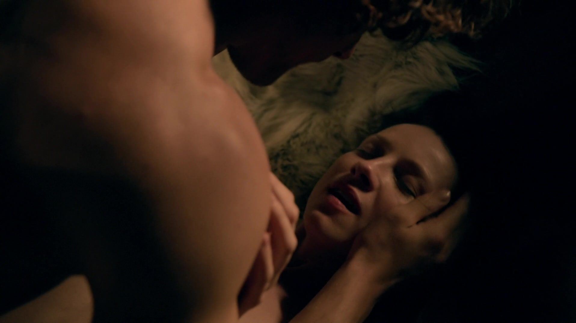 Amatuer Sex Sex scene of naked Caitriona Balfe | TV show "Outlander" Gay Domination