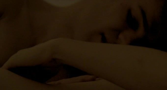 Cogiendo Nudity and sex video | Odile Grosset-Grange, Dina Ferreira & Emilie Lelouch - Fantomes (2002) Clit