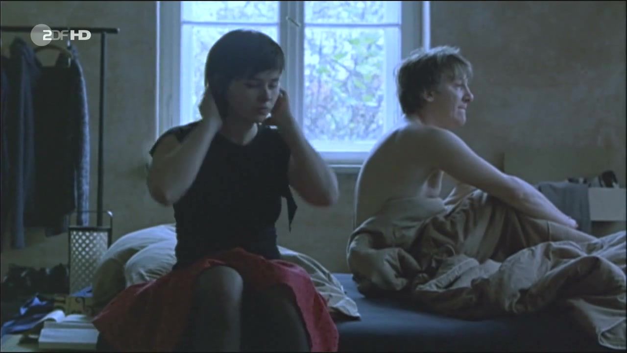 ClipHunter Celebs nude scene | Anna Fischer - liebeskind (2006) Nice Ass