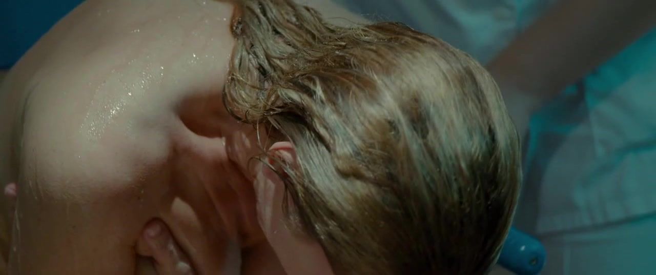 Uncensored Celebs sex scene | Emmanuelle Bercot, Chrystele Saint Louis Augustin -  My King (2015) 3MOVS - 1