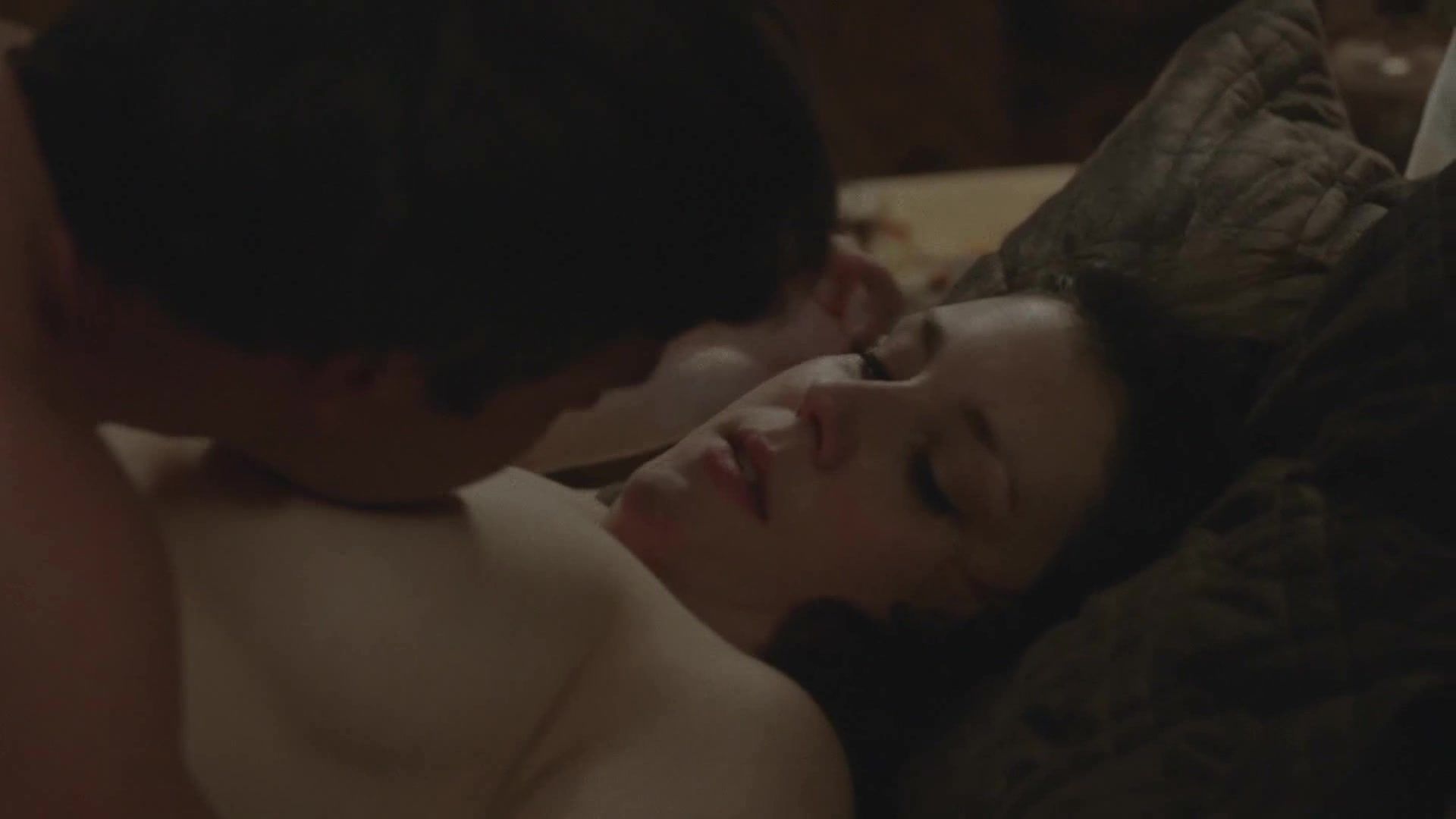 LupoPorno Celebs sex scene | Melanie Lynskey nude - Togetherness S01 BR (2015) Office - 1
