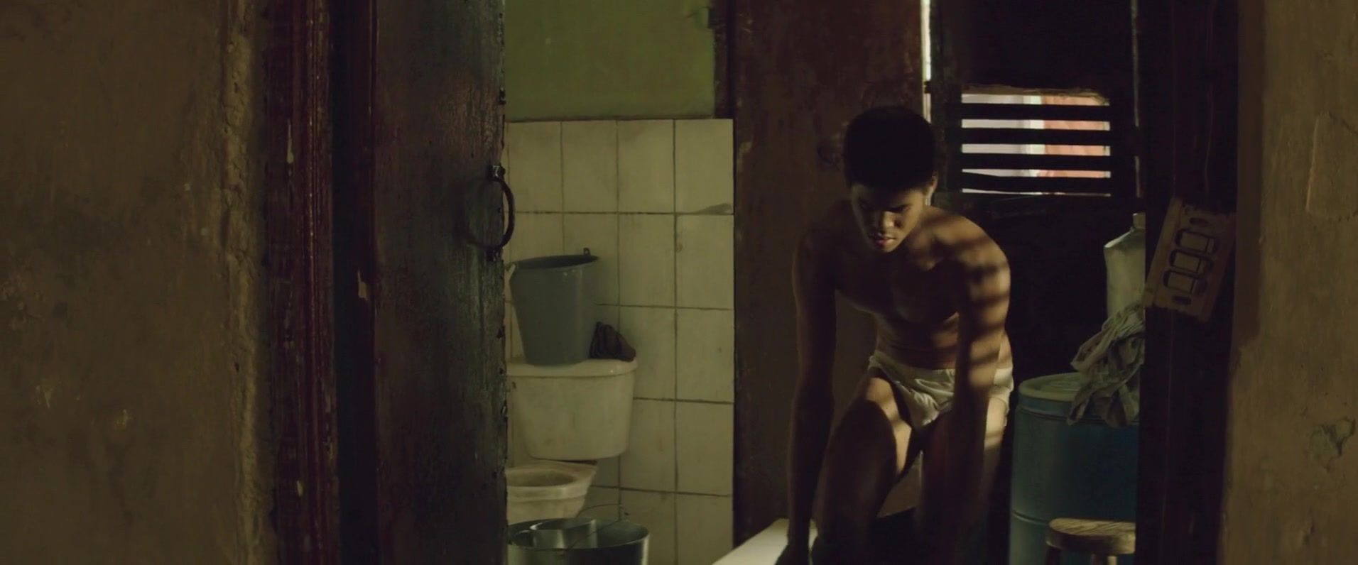 DailyBasis Naked Yordanka Ariosa - EL REY DE LA HABANA (2015) Petite - 1