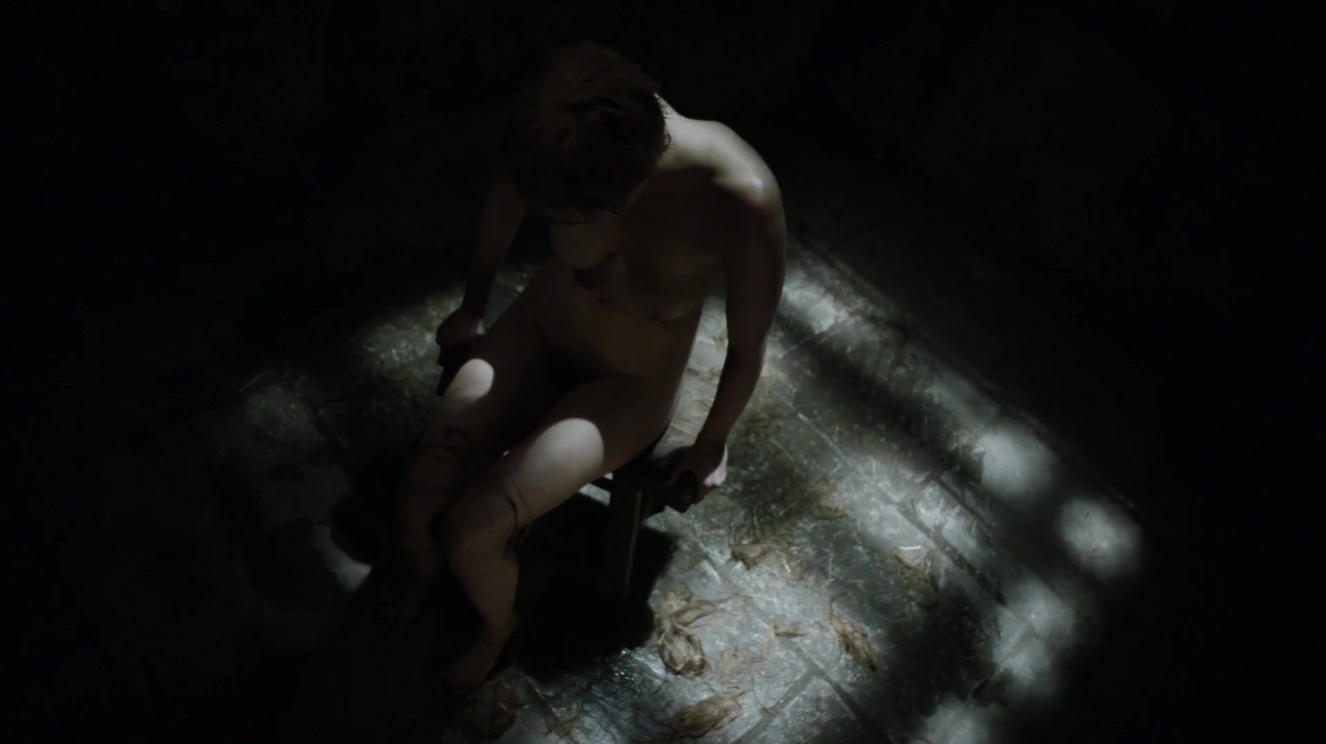 Squirt Nude TV show scene | Lena Headey Full Frontal - GAME OF THRONES s05e10 (2015) Breasts