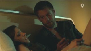 Butthole Celebs sex scene | Aylin Tezel naked - Die Informantin (2016) Rola