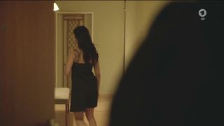 Picked Up Celebs sex scene | Aylin Tezel naked - Die Informantin (2016) 3way