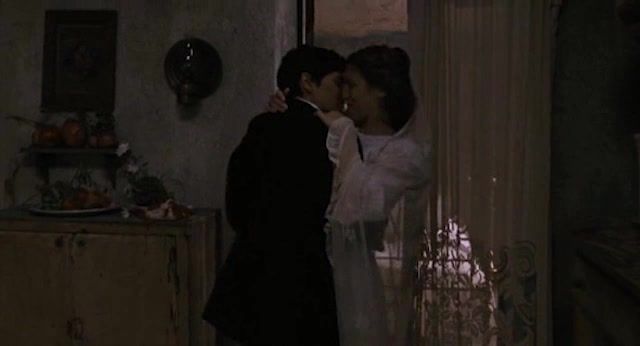 Fleshlight Passionate Lesbian Episodes of Valeria Solarino & Isabella Ragonese - Viola Di Mare (2009) Stepmom - 1