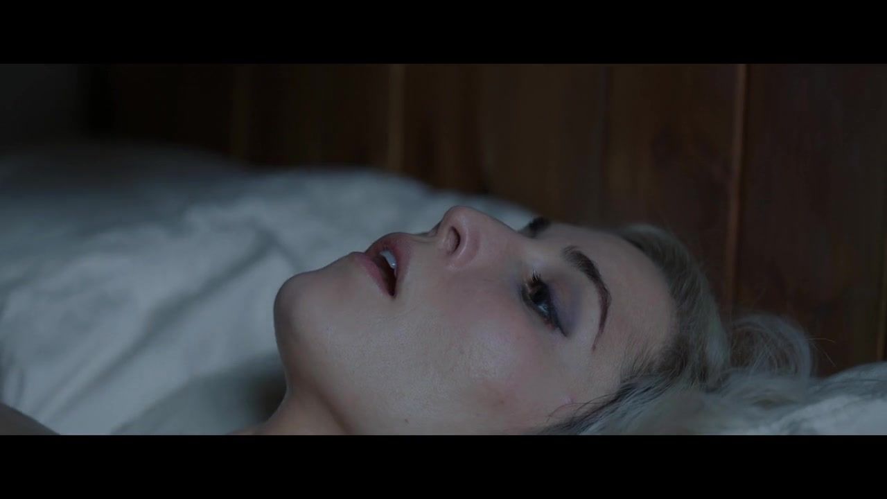 Real Sex Noomi Rapace - Seven Sisters (2017) Female Orgasm
